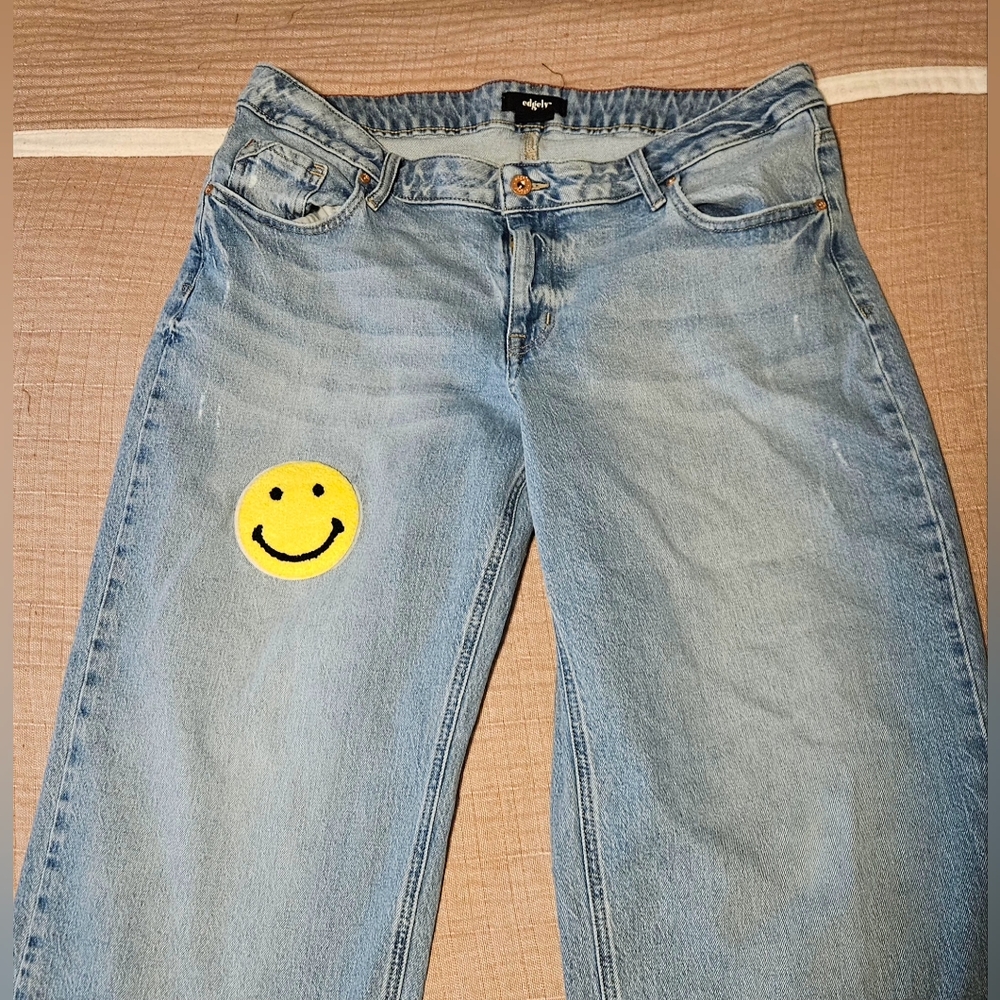 Boyfriend Jeans with Smiley Patch